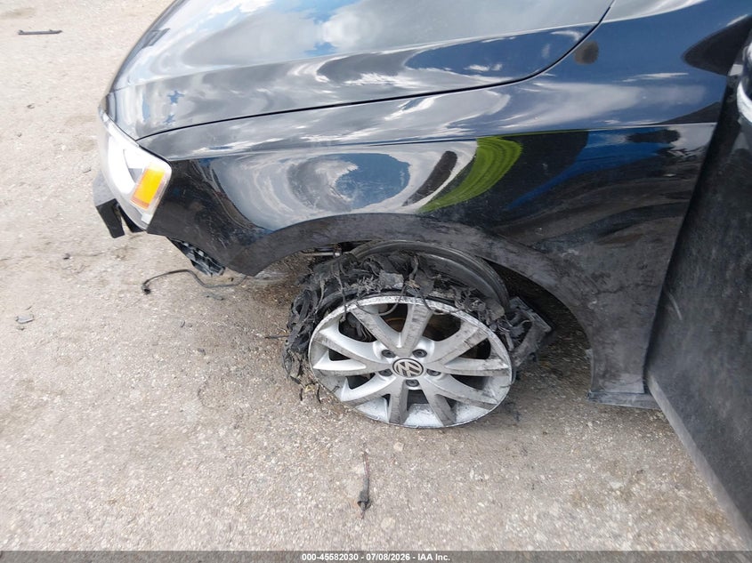 2013 Volkswagen Jetta VIN 3VWDP7AJ5DM366503 IAAI salvage auction — FRONT END, Wait Title, sold $825 on 2026-10-02 (photo 6)