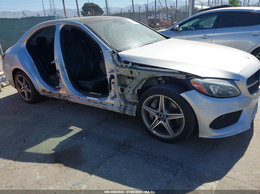 2016 Mercedes-benz C-klasse VIN 55SWF4KB3GU128743 IAAI salvage auction — SIDE, Salvage (California), sold $3,000 on 2026-07-25 (photo 6)