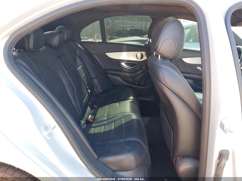 2016 Mercedes-benz C-klasse VIN 55SWF4KB3GU128743 IAAI salvage auction — SIDE, Salvage (California), sold $3,000 on 2026-07-25 (photo 8)