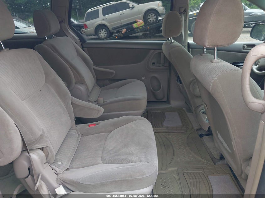 2005 Toyota Sienna VIN 5TDZA23CX5S345188 IAAI salvage auction — NORMAL WEAR, Clear (Virginia), sold $1,025 on 2026-07-29 (photo 8)