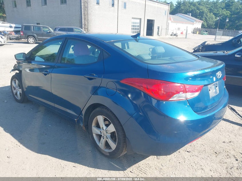2013 Hyundai Elantra VIN KMHDH4AE0DU971828 IAAI salvage auction — NORMAL WEAR, Reconstructed (Massachusetts), sold $800 on 2026-07-31 (photo 3)