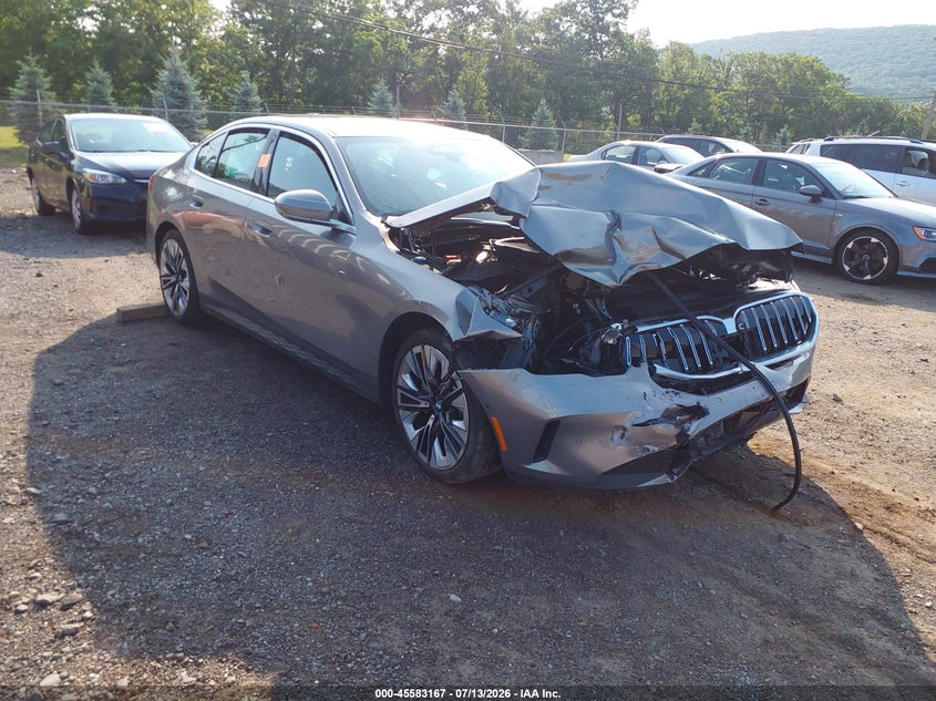 2024 BMW 5er VIN WBA53FJ09RCR27991 — IAAI salvage auction photo