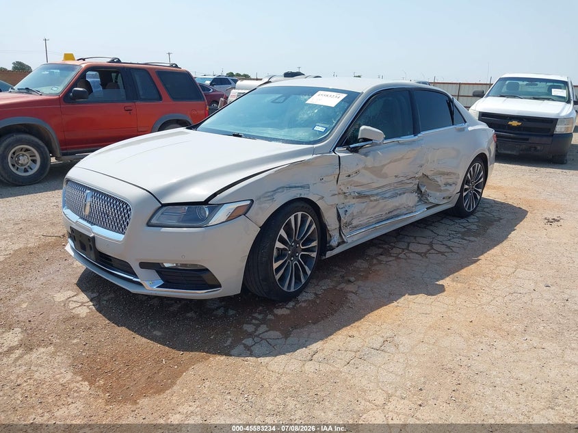 2019 Lincoln Continental VIN 1LN6L9SKXK5613331 IAAI salvage auction — LEFT SIDE, Salvage Title, sold $3,800 on 2026-07-27 (photo 2)