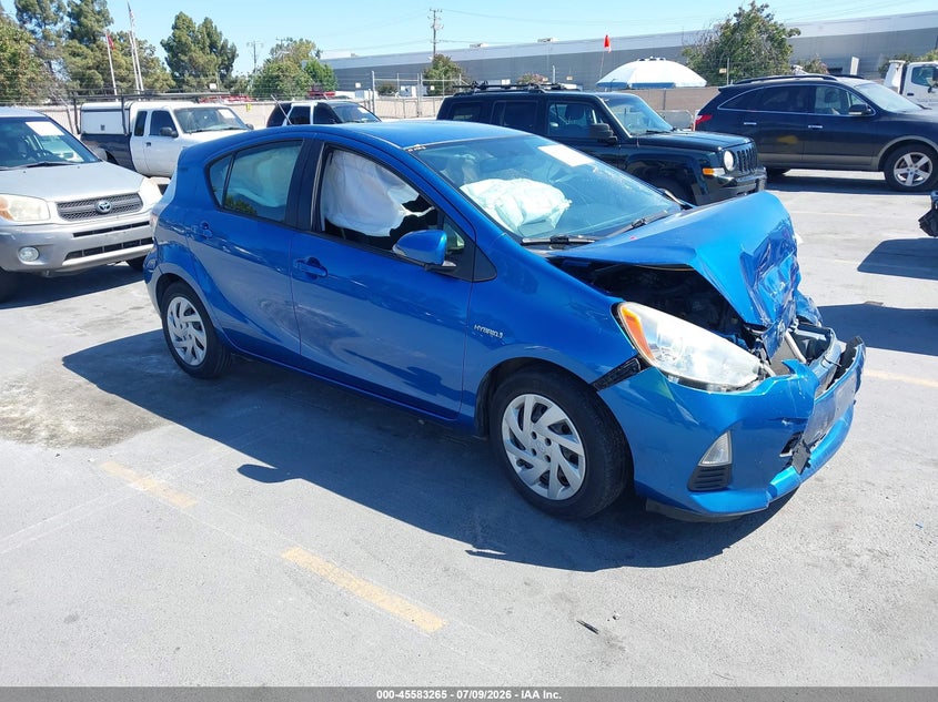 2013 Toyota Prius c VIN JTDKDTB3XD1547329 IAAI salvage auction — FRONT END, Salvage (California), sold $600 on 2026-07-29 (photo 1)