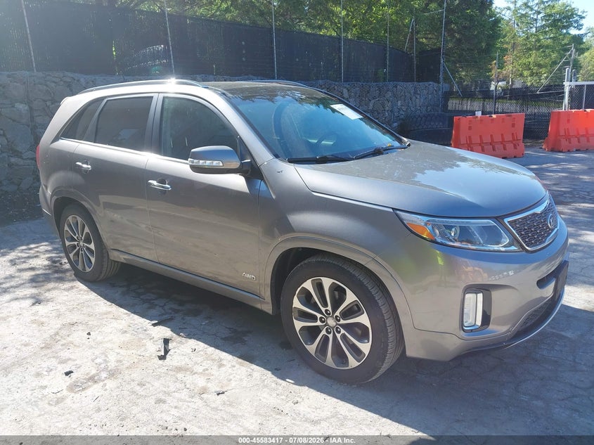 2014 Kia Sorento VIN 5XYKWDA76EG465961 IAAI salvage auction — NORMAL WEAR, Clear (New York), sold $1,500 on 2026-07-15 (photo 1)