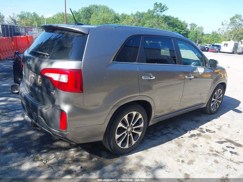 2014 Kia Sorento VIN 5XYKWDA76EG465961 IAAI salvage auction — NORMAL WEAR, Clear (New York), sold $1,500 on 2026-07-15 (photo 4)