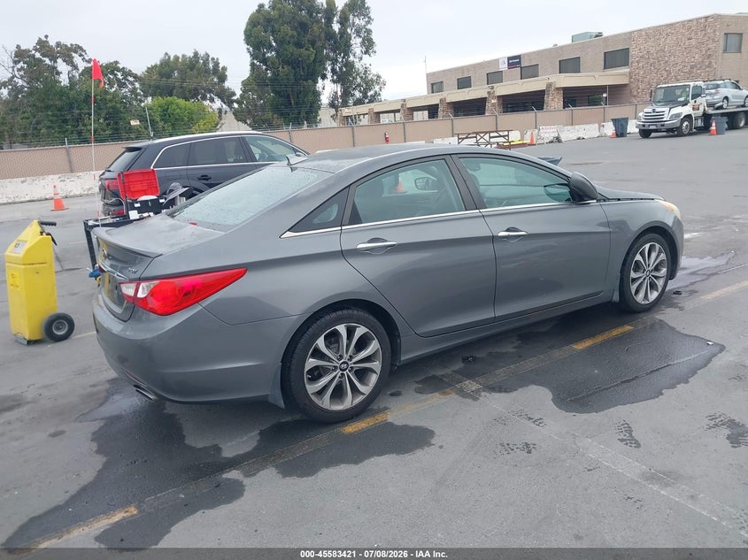 2013 Hyundai Sonata VIN 5NPEC4AB6DH663893 IAAI salvage auction — NORMAL WEAR, Clear - Dealer Only (California), sold $250 on 2026-07-29 (photo 4)