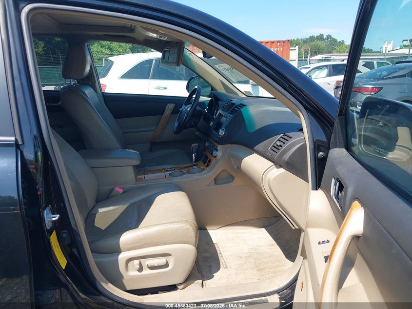 2008 Toyota Highlander hybrid VIN JTEEW44A182001443 IAAI salvage auction — NORMAL WEAR, Clear (Maryland), sold $775 on 2026-07-23 (photo 5)