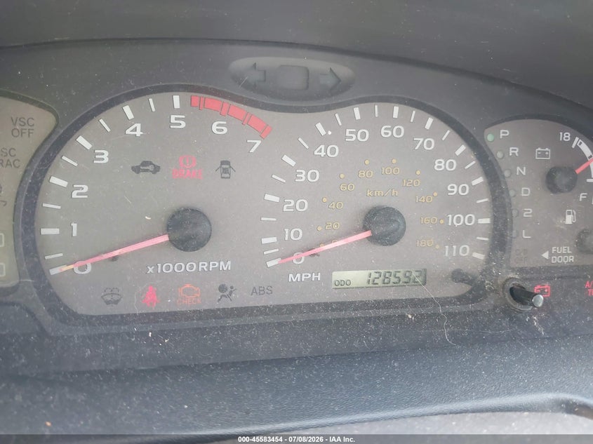 2002 Toyota Sequoia VIN 5TDBT48A82S131147 IAAI salvage auction — NORMAL WEAR, Original (Ohio), sold $400 on 2026-07-16 (photo 7)
