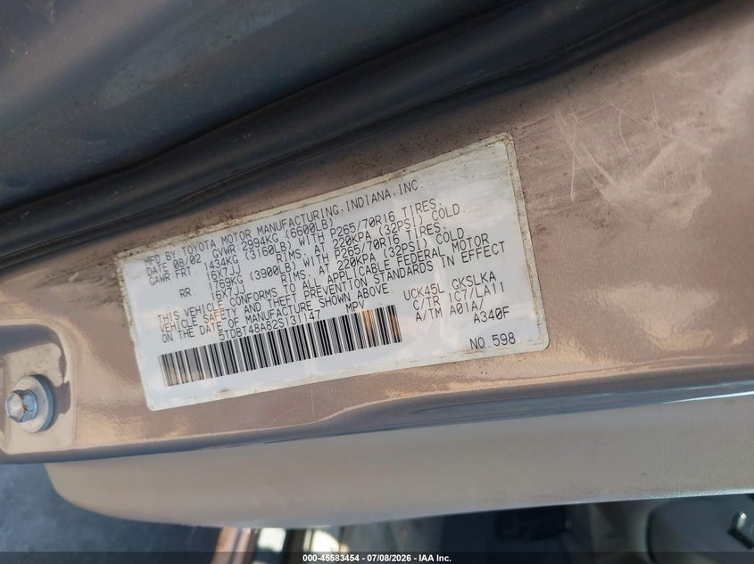2002 Toyota Sequoia VIN 5TDBT48A82S131147 IAAI salvage auction — NORMAL WEAR, Original (Ohio), sold $400 on 2026-07-16 (photo 9)