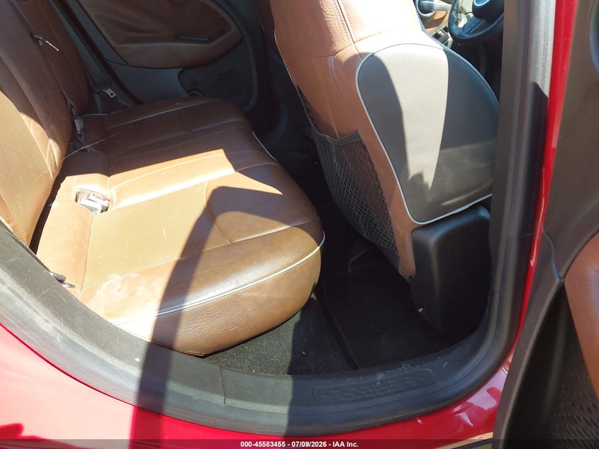 2016 Fiat 500x VIN ZFBCFXET4GP400364 IAAI salvage auction — NORMAL WEAR, Clear-Dealer Only (North Carolina), sold $500 on 2026-07-29 (photo 8)
