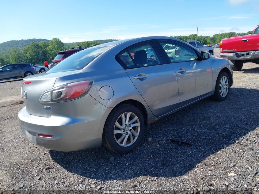 2012 Mazda 3 VIN JM1BL1V86C1523686 IAAI salvage auction — NORMAL WEAR, Clear (New Jersey), sold $425 on 2026-07-30 (photo 4)
