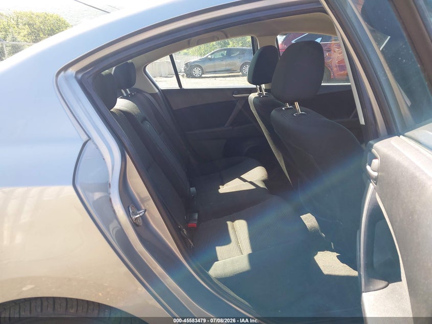 2012 Mazda 3 VIN JM1BL1V86C1523686 IAAI salvage auction — NORMAL WEAR, Clear (New Jersey), sold $425 on 2026-07-30 (photo 8)