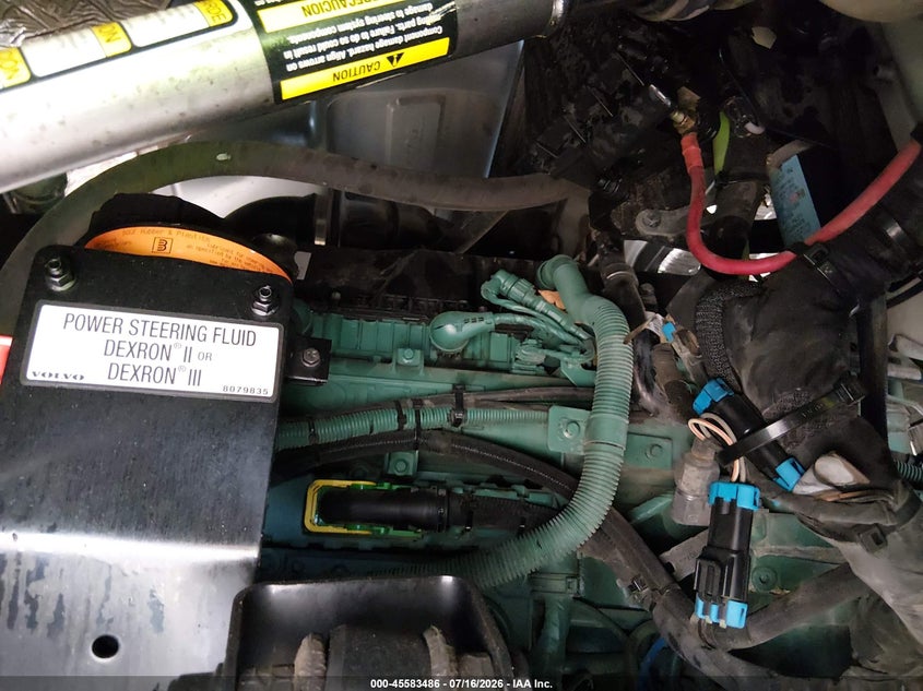 2023 Volvo VIN 4V4NC9EH0PN621241 IAAI salvage auction — LEFT & RIGHT, Salvage (Tennessee), sold $7,975 on 2026-09-03 (photo 9)