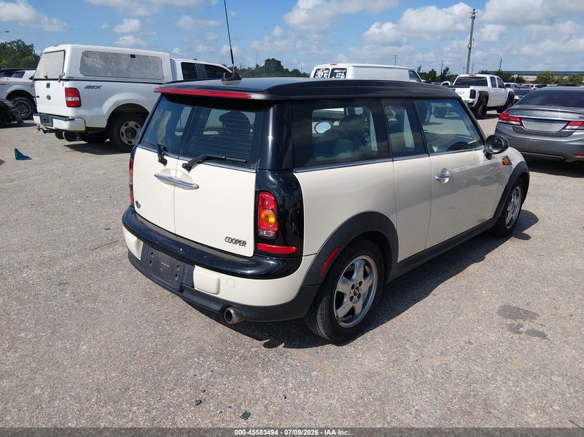 2010 Mini Cooper clubman VIN WMWML3C5XATX38869 IAAI salvage auction — NORMAL WEAR, Original (Texas), sold $25 on 2026-08-12 (photo 4)