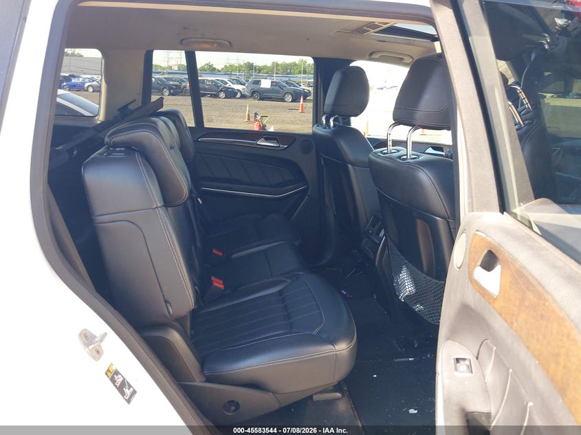 2014 Mercedes-benz VIN 4JGDF2EE8EA282661 IAAI salvage auction — NORMAL WEAR, Clear (New York), sold $1,325 on 2026-07-17 (photo 8)