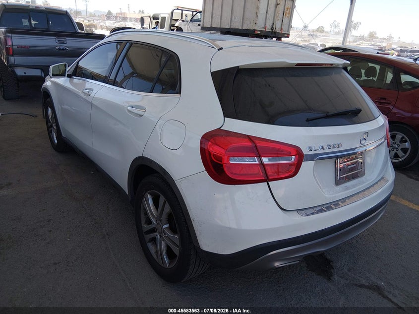 2015 Mercedes-benz Gla-klasse VIN WDCTG4EB3FJ185569 IAAI salvage auction — RIGHT FRONT, Salvage Title, sold $1,650 on 2026-07-29 (photo 3)