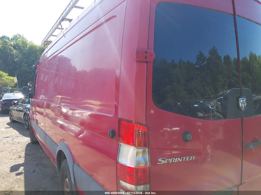2007 Dodge Sprinter VIN WD0PE845675196485 IAAI salvage auction — NORMAL WEAR, Clear (Massachusetts), sold $375 on 2026-07-28 (photo 3)