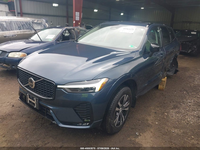 2025 Volvo Xc60 VIN YV4M12RJ1S1109096 IAAI salvage auction — SIDE, Salvage (Virginia), sold $9,800 on 2026-08-02 (photo 2)