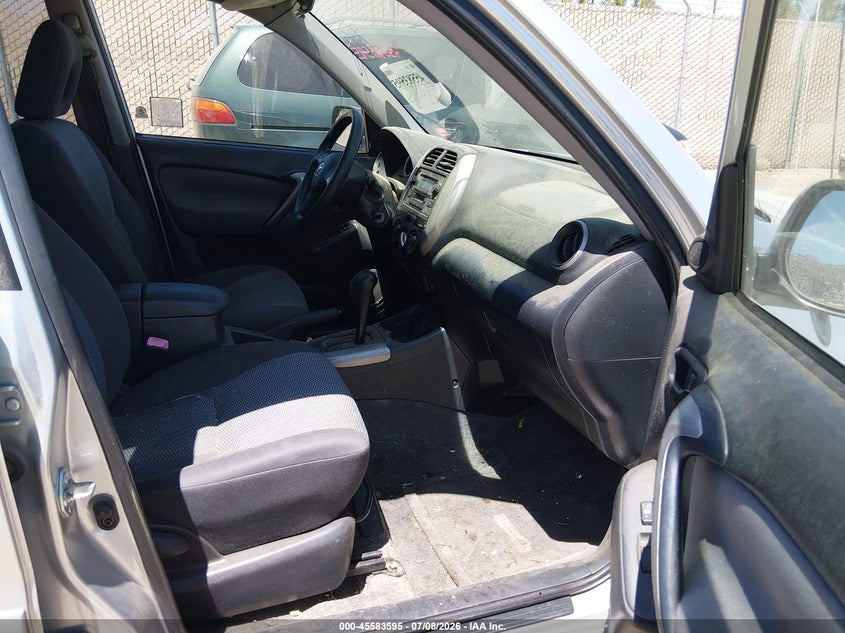 2004 Toyota Rav4 VIN JTEHD20V146014003 IAAI salvage auction — NORMAL WEAR, Clear - Dealer Only (California), sold $825 on 2026-07-31 (photo 5)