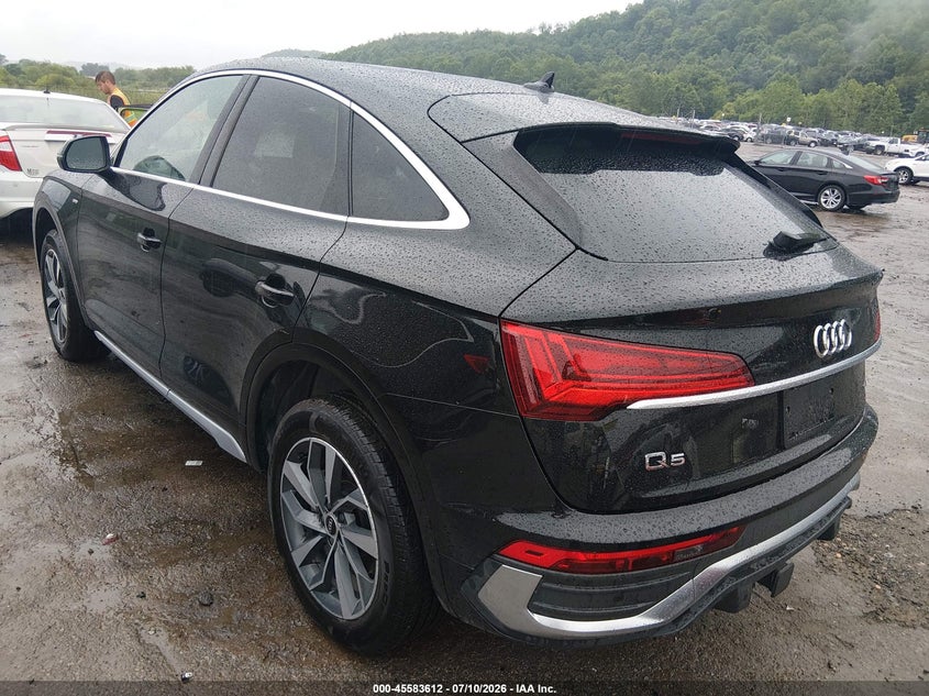 2024 Audi Q5 sportback VIN WA15AAFY9R2078763 IAAI salvage auction — RIGHT SIDE, Salvage (West Virginia), sold $23,775 on 2026-08-27 (photo 3)