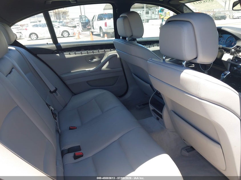 2013 BMW 5er VIN WBAFR7C56DC822450 IAAI salvage auction — FRONT & REAR, Salvage (California), sold $725 on 2026-07-21 (photo 8)