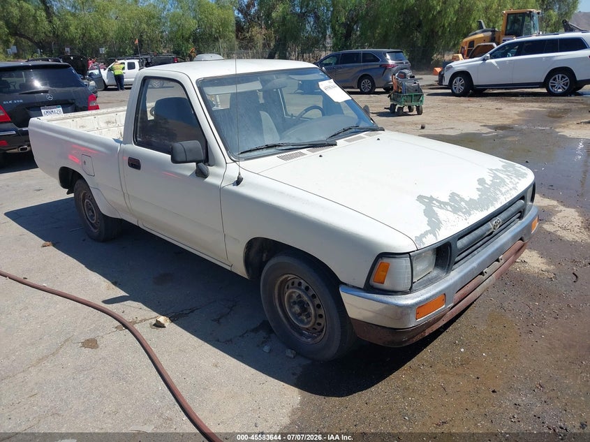 1994 Toyota Pickup VIN JT4RN81A7R5176056 IAAI salvage auction — NORMAL WEAR, Clear - Dealer Only (California), sold $2,300 on 2026-07-21 (photo 1)