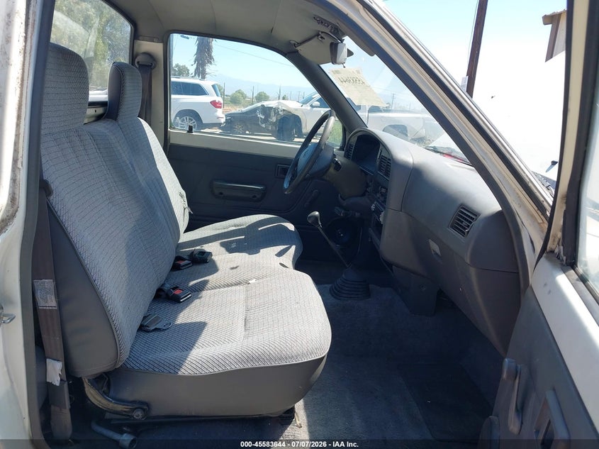 1994 Toyota Pickup VIN JT4RN81A7R5176056 IAAI salvage auction — NORMAL WEAR, Clear - Dealer Only (California), sold $2,300 on 2026-07-21 (photo 5)