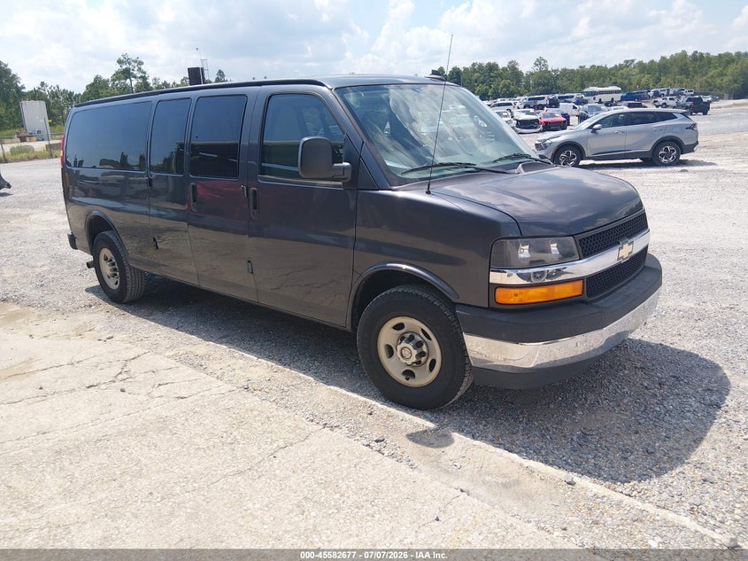2017 Chevrolet Express 3500 VIN 1GAZGPFF4H1273920 — IAAI salvage auction photo