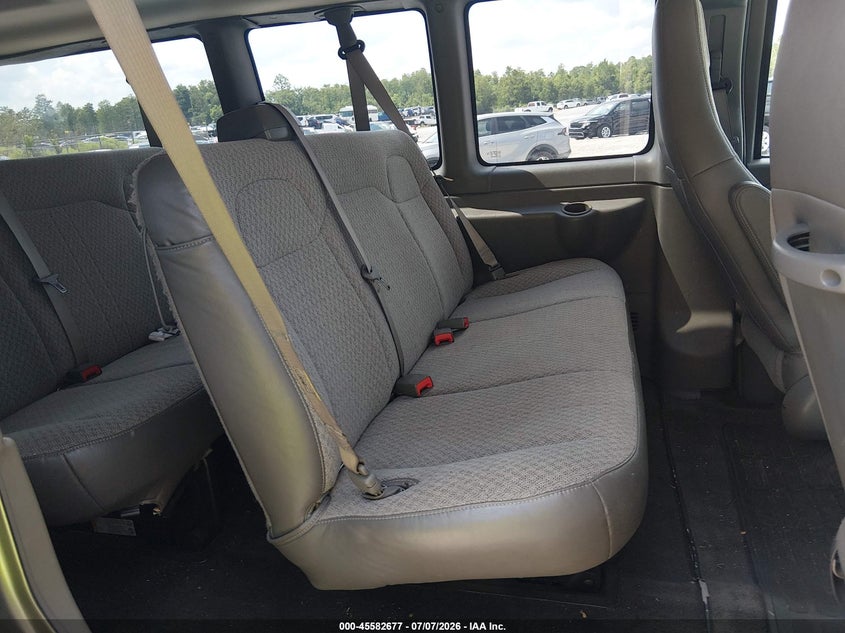 2017 Chevrolet Express 3500 VIN 1GAZGPFF4H1273920 IAAI salvage auction — NORMAL WEAR, Sf97 (Mississippi), sold $18,100 on 2026-09-09 (photo 8)