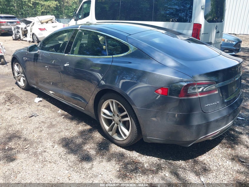 2015 Tesla Model s VIN 5YJSA1H27FFP78825 IAAI salvage auction — NORMAL WEAR, Clear (Virginia), sold $2,350 on 2026-07-30 (photo 3)
