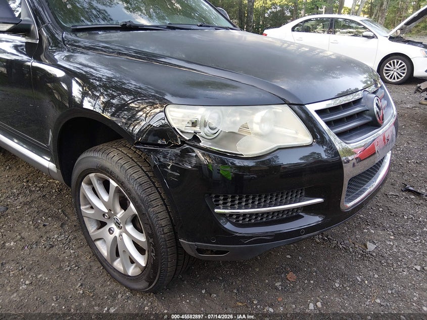 2008 Volkswagen Touareg VIN WVGBE77L48D076534 IAAI salvage auction — RIGHT FRONT, Clear (Virginia), sold $475 on 2026-07-28 (photo 6)