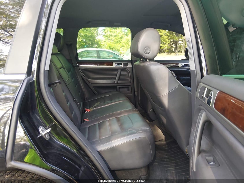 2008 Volkswagen Touareg VIN WVGBE77L48D076534 IAAI salvage auction — RIGHT FRONT, Clear (Virginia), sold $475 on 2026-07-28 (photo 8)