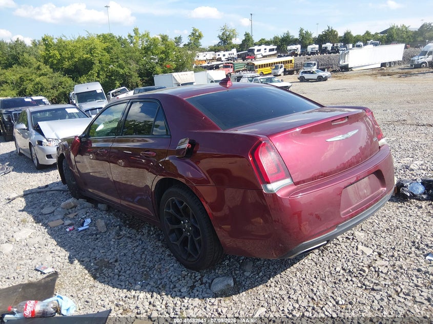 2019 Chrysler 300 VIN 2C3CCABG5KH637974 IAAI salvage auction — LEFT FRONT, Salvage Title, sold $2,250 on 2026-07-22 (photo 3)