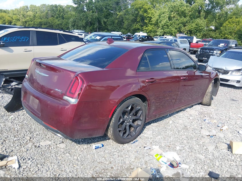 2019 Chrysler 300 VIN 2C3CCABG5KH637974 IAAI salvage auction — LEFT FRONT, Salvage Title, sold $2,250 on 2026-07-22 (photo 4)