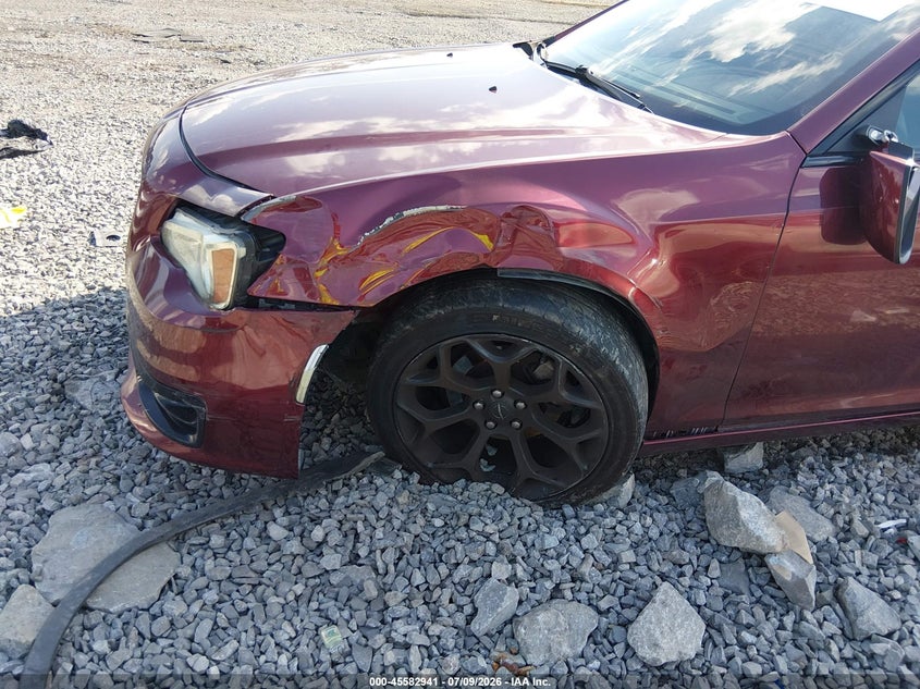 2019 Chrysler 300 VIN 2C3CCABG5KH637974 IAAI salvage auction — LEFT FRONT, Salvage Title, sold $2,250 on 2026-07-22 (photo 6)