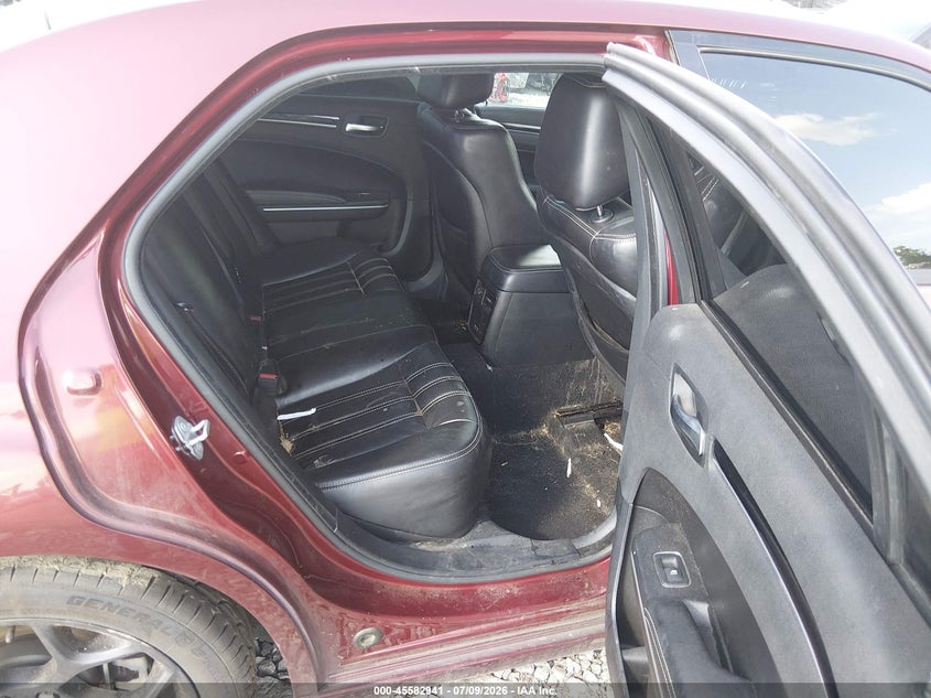 2019 Chrysler 300 VIN 2C3CCABG5KH637974 IAAI salvage auction — LEFT FRONT, Salvage Title, sold $2,250 on 2026-07-22 (photo 8)