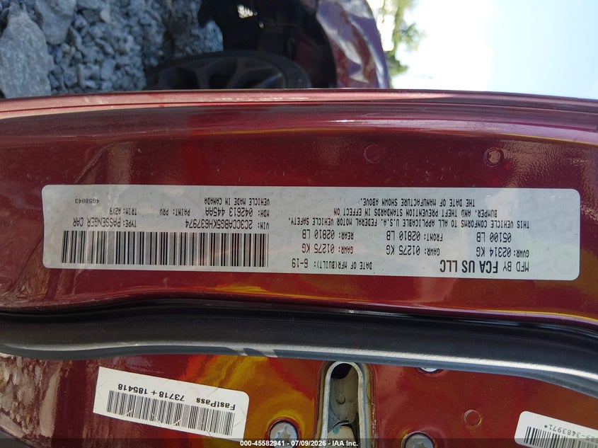 2019 Chrysler 300 VIN 2C3CCABG5KH637974 IAAI salvage auction — LEFT FRONT, Salvage Title, sold $2,250 on 2026-07-22 (photo 9)