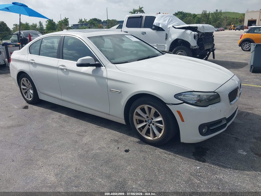 2016 BMW 5 series VIN WBA5A5C56GG348097 IAAI salvage auction — NORMAL WEAR, Clear (Florida), sold $575 on 2026-07-30 (photo 1)