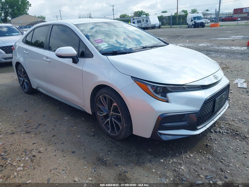 2020 Toyota Corolla VIN JTDS4RCE1LJ051370 IAAI salvage auction — HAIL, Salvage (Wisconsin), sold $5,700 on 2026-07-23 (photo 1)