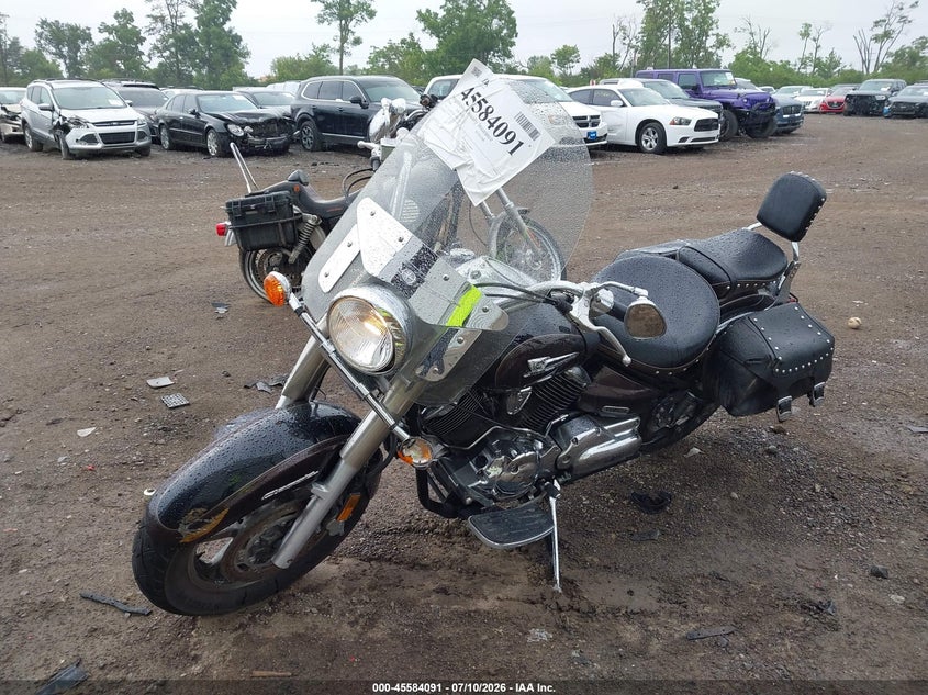 2004 Yamaha Xvs1100 VIN JYAVP11EX4A057125 IAAI salvage auction — LEFT & RIGHT, Salvage (Ohio), sold $25 on 2026-07-29 (photo 2)