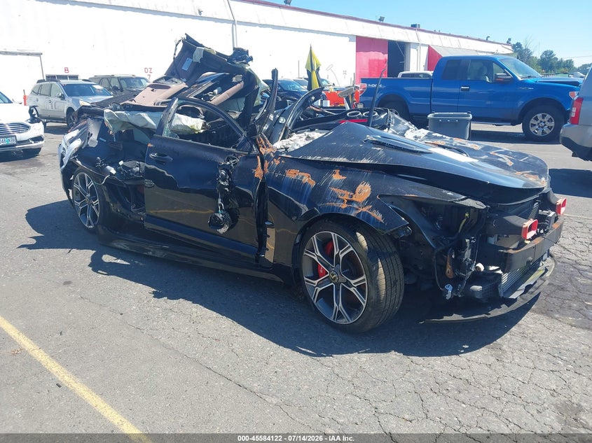 2018 Kia Stinger VIN KNAE55LC9J6019829 IAAI salvage auction — BIO HAZARD, Salvage Title, sold $550 on 2026-07-23 (photo 1)