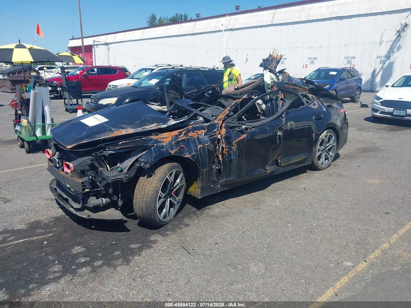 2018 Kia Stinger VIN KNAE55LC9J6019829 IAAI salvage auction — BIO HAZARD, Salvage Title, sold $550 on 2026-07-23 (photo 2)