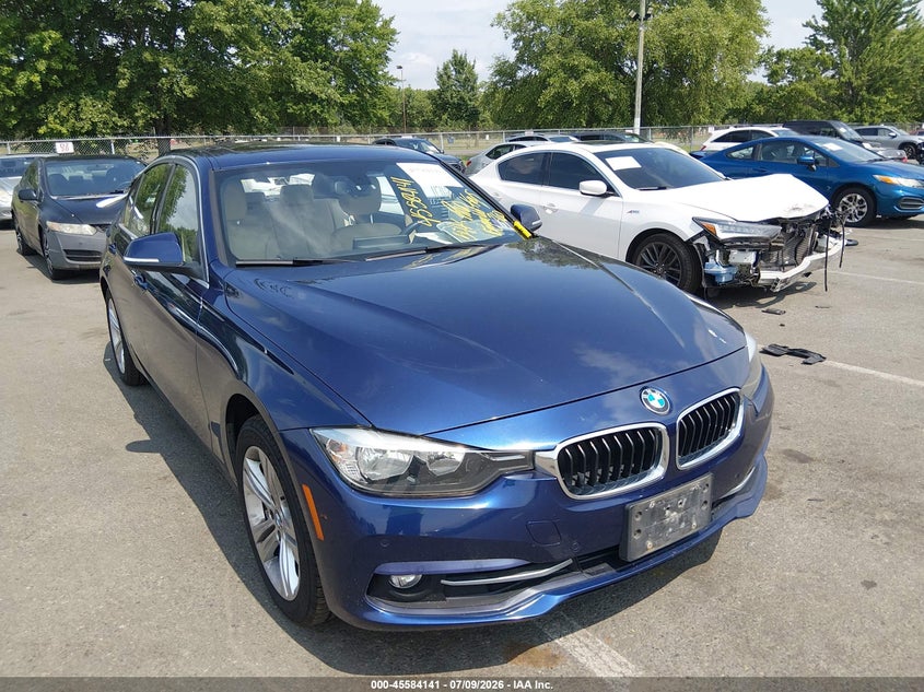 2017 BMW 3er VIN WBA8D9G37HNU61672 IAAI salvage auction — REAR END, Salvage Title, sold $9,250 on 2026-08-17 (photo 1)