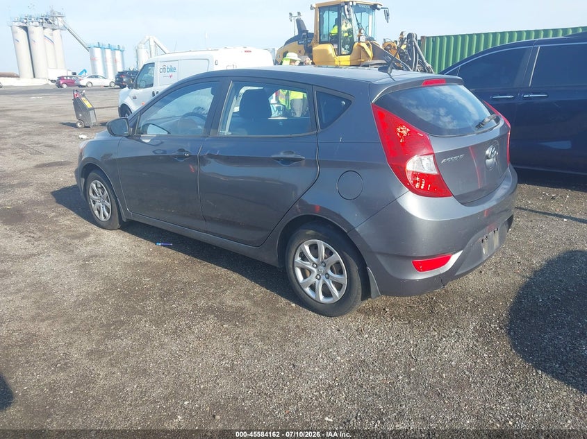 2013 Hyundai Accent VIN KMHCT5AE6DU084492 IAAI salvage auction — NORMAL WEAR, Clear (New York), sold $425 on 2026-07-28 (photo 3)