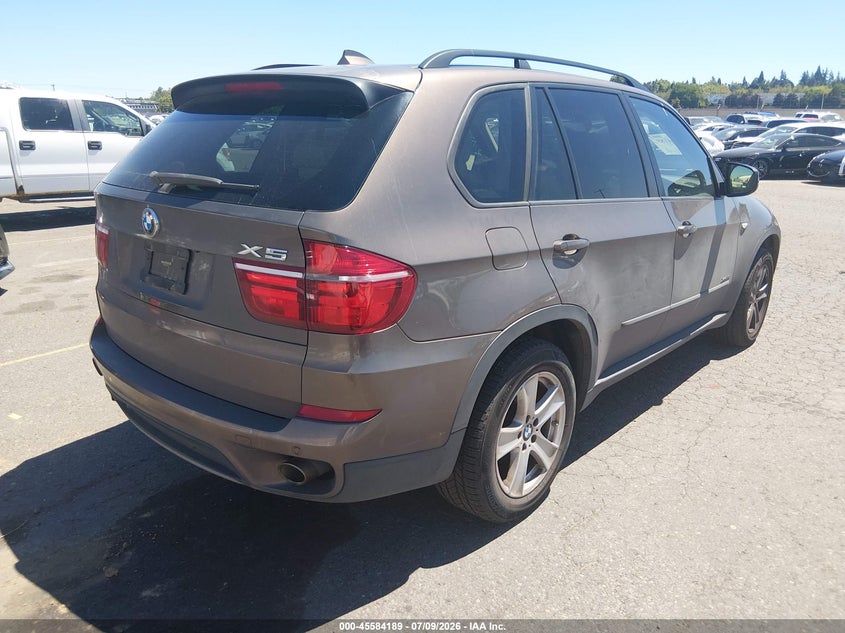 2012 BMW X5 VIN 5UXZW0C55CL674238 IAAI salvage auction — NORMAL WEAR, Clear-Dealer Only (Washington), sold $2,400 on 2026-07-16 (photo 4)