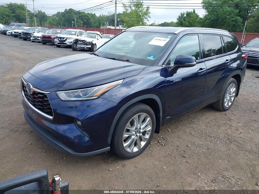 2021 Toyota Highlander VIN 5TDDBRCH7MS026535 IAAI salvage auction — WATER/FLOOD, Salvage Title, sold $14,700 on 2026-07-22 (photo 2)