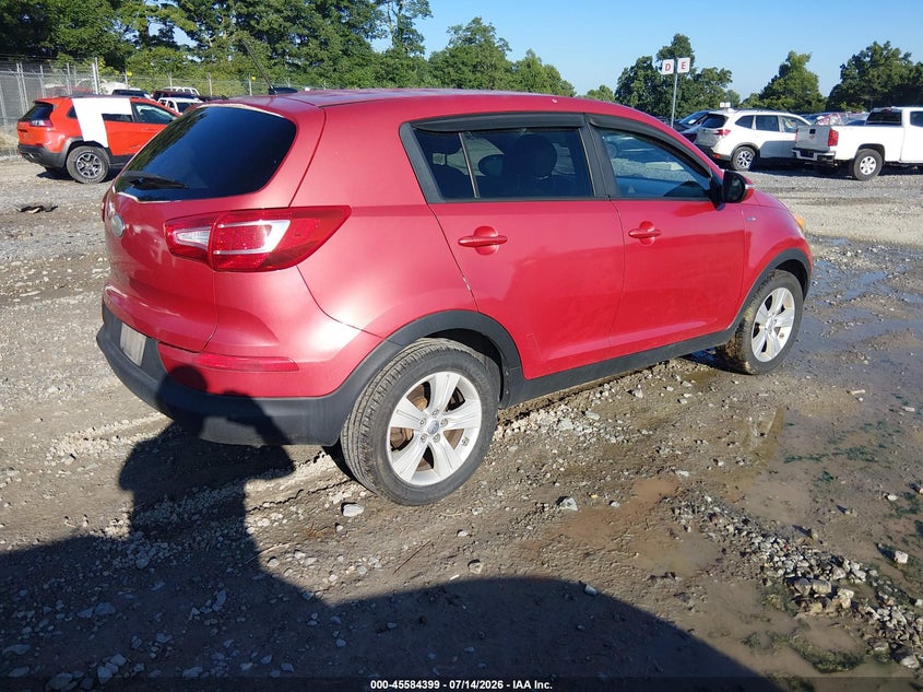 2013 Kia Sportage VIN KNDPBCA21D7422348 IAAI salvage auction — NORMAL WEAR, Original (West Virginia), sold $600 on 2026-07-29 (photo 4)