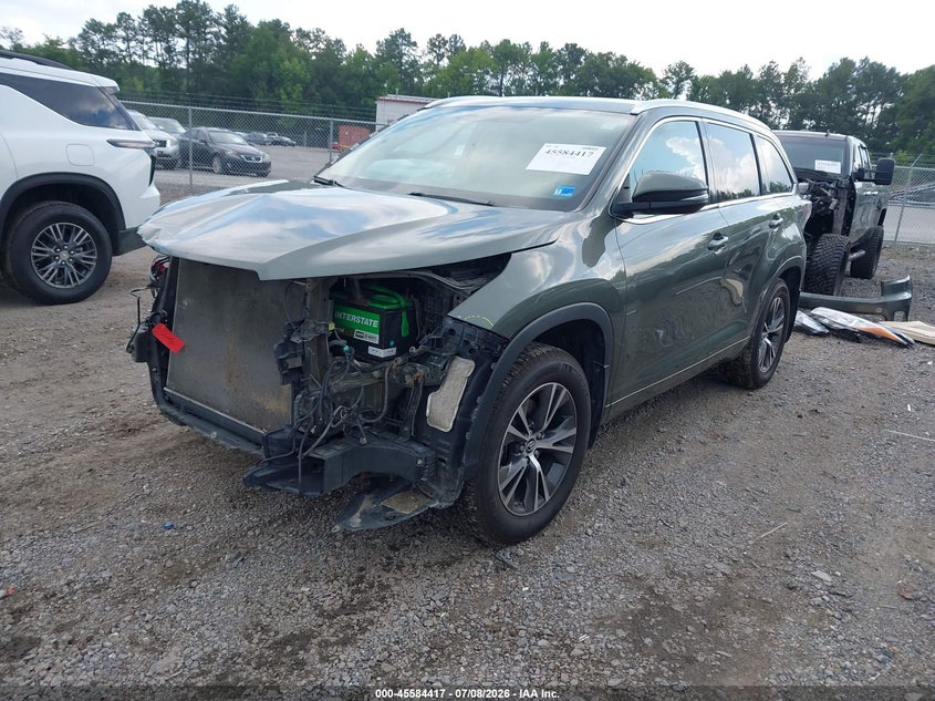 2016 Toyota Highlander VIN 5TDJKRFH3GS324860 IAAI salvage auction — SIDE, Salvage Title, sold $6,500 on 2026-07-31 (photo 2)