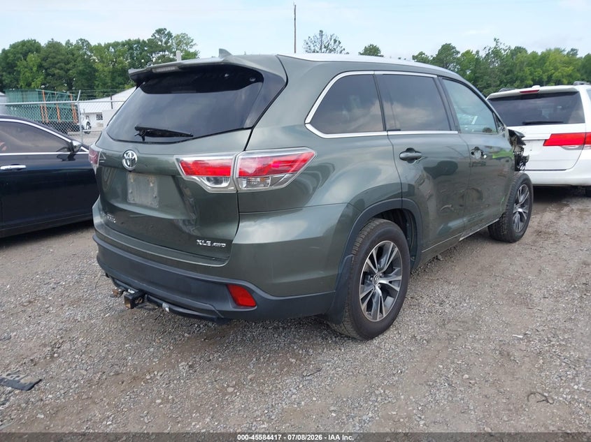 2016 Toyota Highlander VIN 5TDJKRFH3GS324860 IAAI salvage auction — SIDE, Salvage Title, sold $6,500 on 2026-07-31 (photo 4)